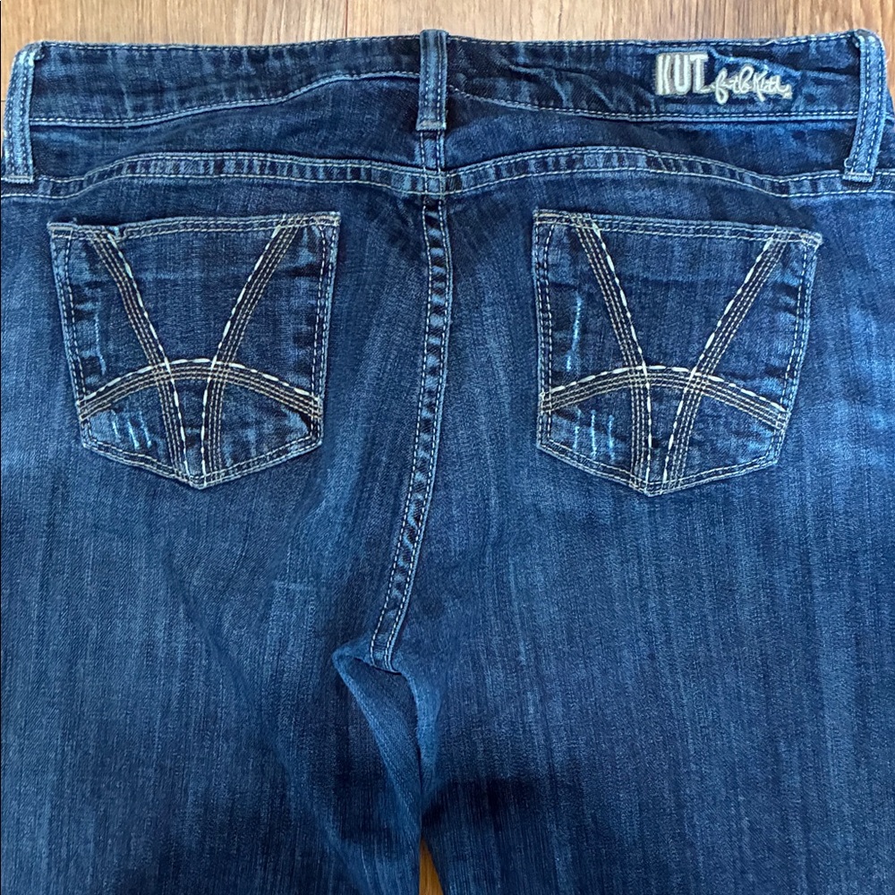 Kut from the Kloth Farrah Baby Bootcut Jeans dark wash - Picture 4 of 4